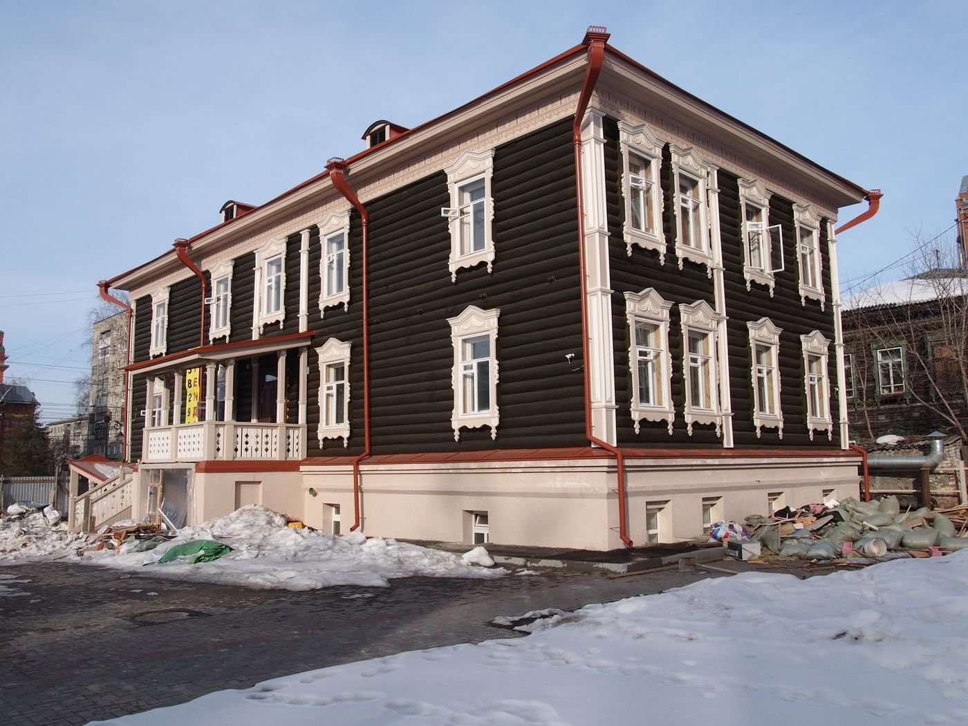 Томск отреставрированные деревянные здания