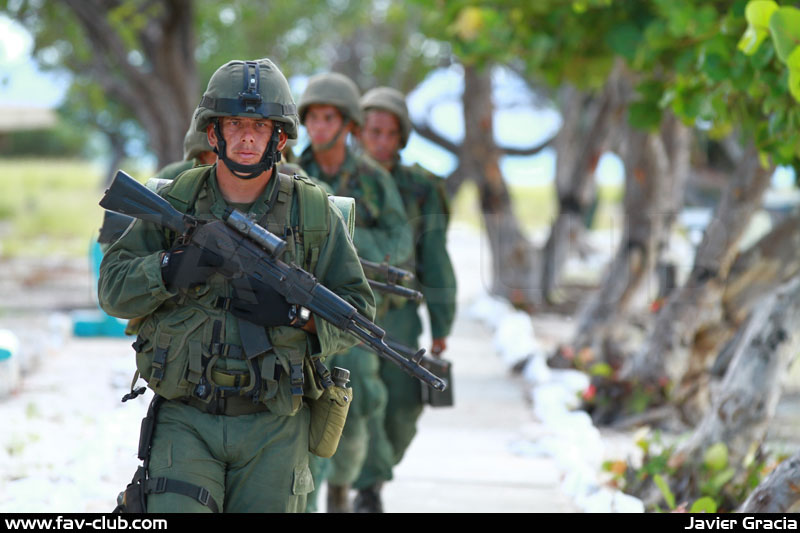 Лейтенант венесуэльской армии Рената 
