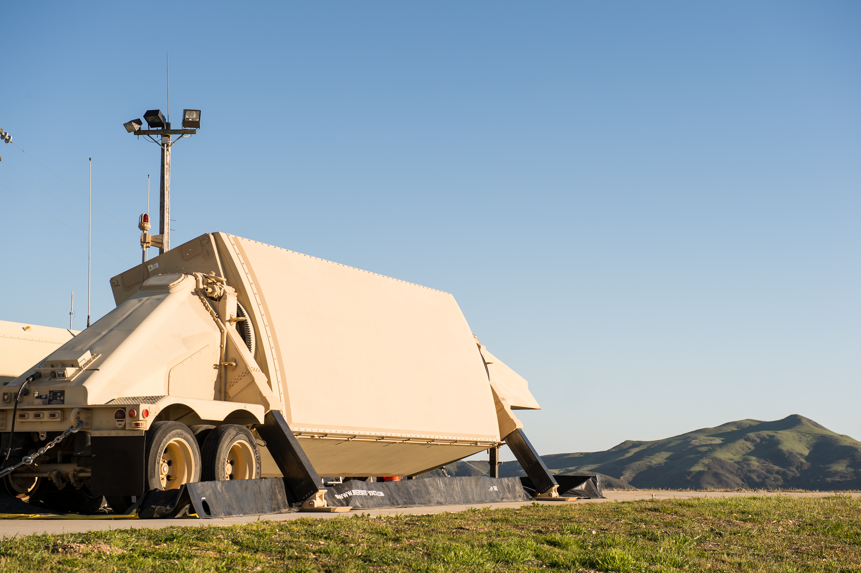 Рлс контрбатарейной борьбы. РЛС an/TPY-2. THAAD (Terminal High Altitude area Defense).