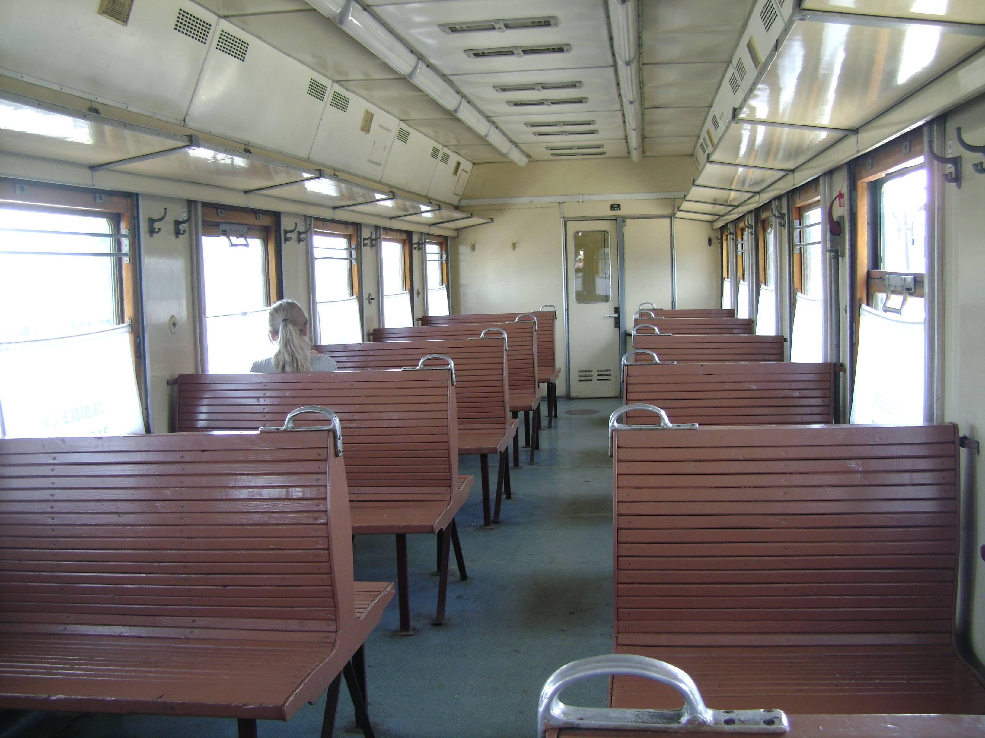Вагоны в поезде сидят. Вагон 3 класса. Вагон с сидячими местами РЖД. Сидячий вагон 3ж. Общий 3о вагон.