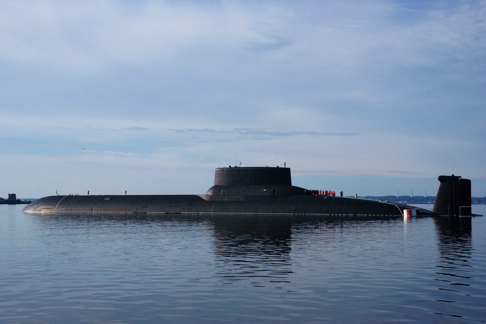 Тк 13. Подводная лодка ТК-12 Симбирск. Подводная лодка Дмитрий Донской бассейн. Подлодка ТК 12 Симбирск. Подводная лодка акула Северодвинск.