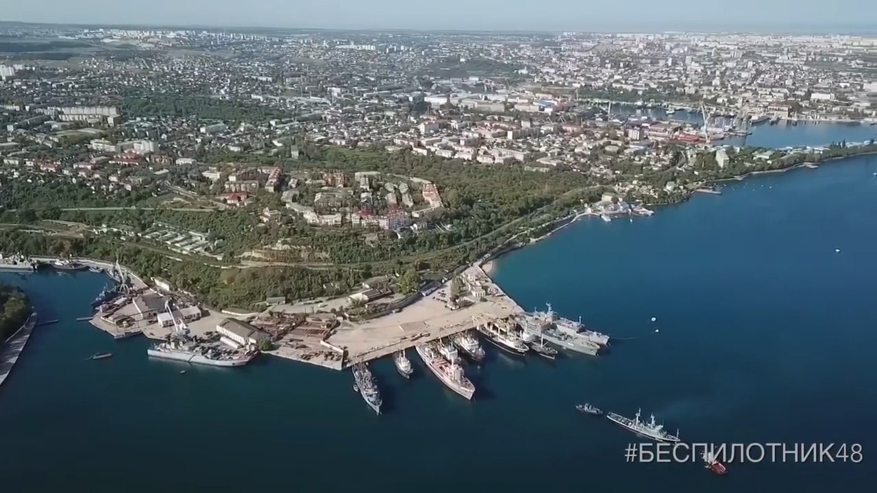 Крым 18. Севастопольская бухта аэрофотосъемка. Севастополь аэросъемка. Аэросъемка Севастополя Северная. Корабль аэрофотосъемка.